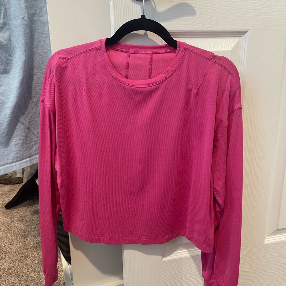 lululemon abrasion resistant top